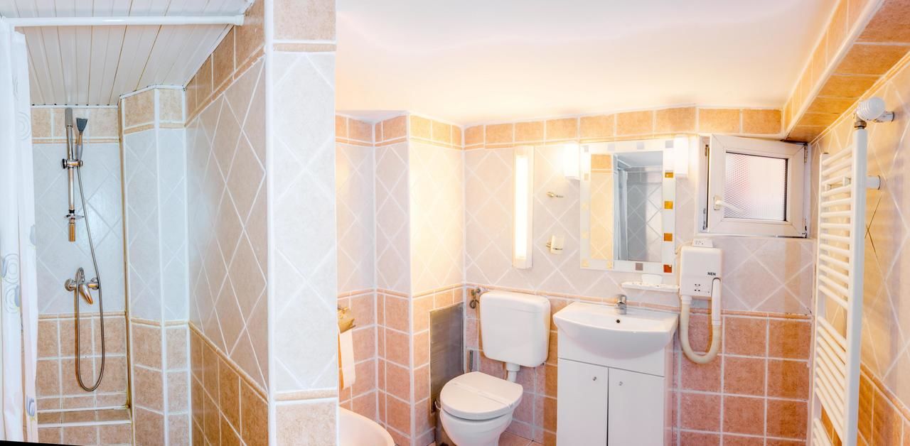 Гостевой дом Pensiunea Casa Verde Bucuresti Бухарест-6